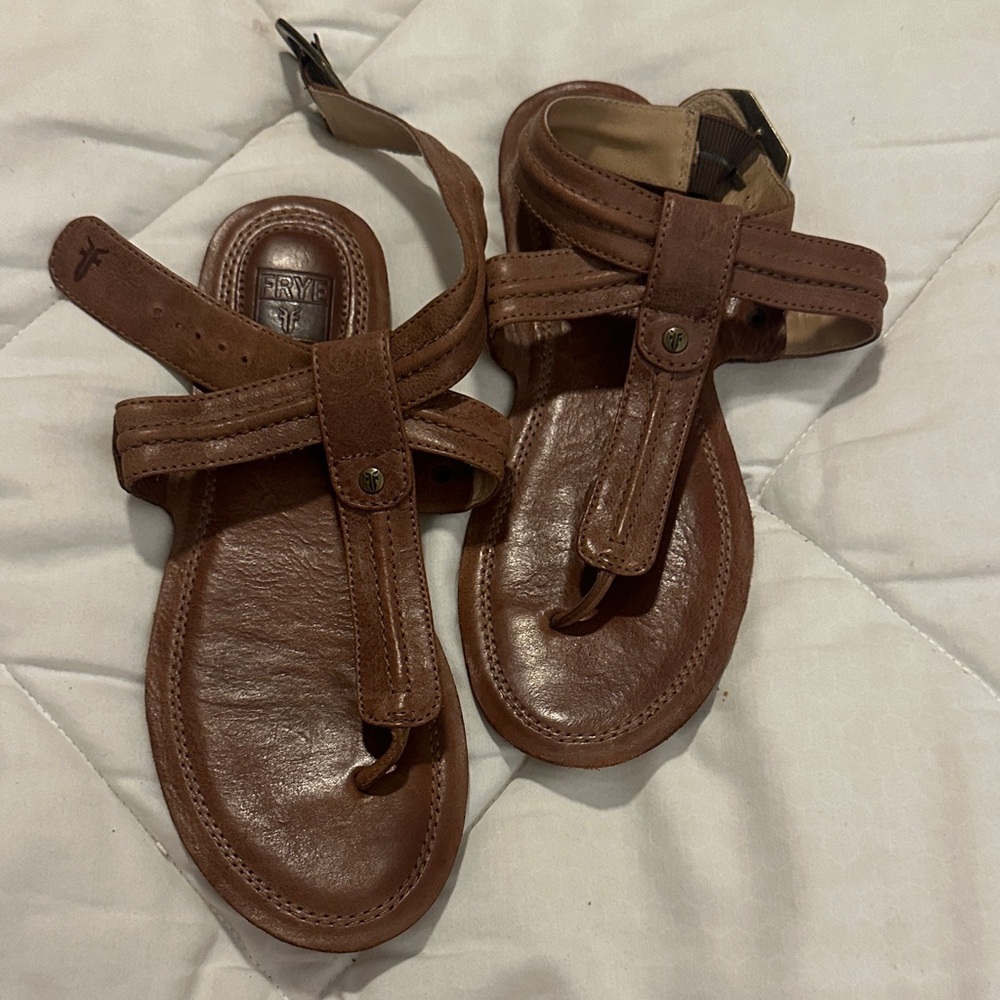 Frye Brown Leather T-Strap Sandals 7.5